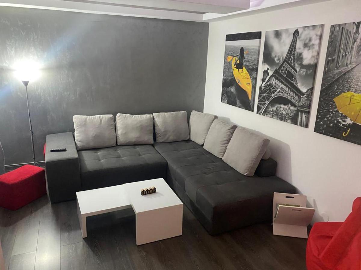 Beautiful Modern Apartment Craiova Eksteriør billede