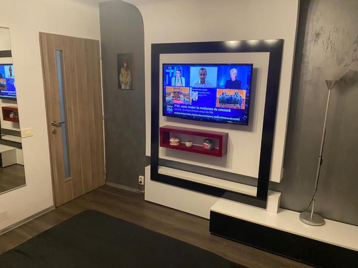 Beautiful Modern Apartment Craiova Eksteriør billede