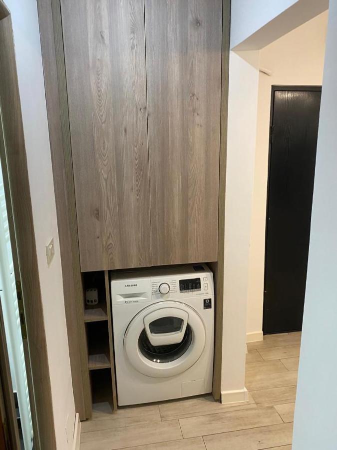 Beautiful Modern Apartment Craiova Eksteriør billede